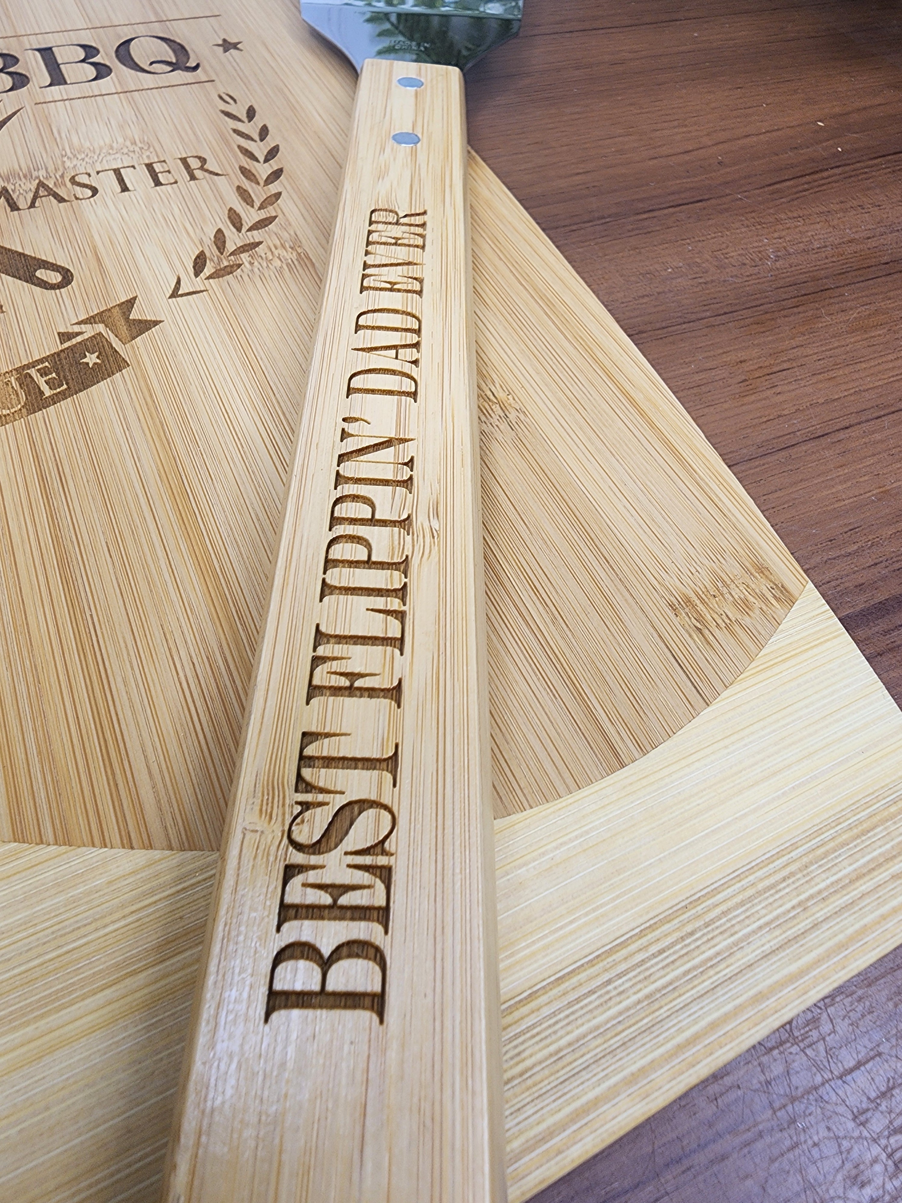 Dads BBQ Cutting Board and Spatula Set