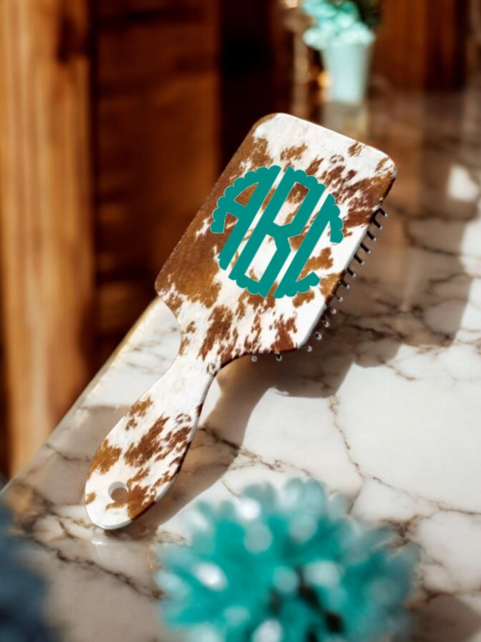 Personalized Cow Pattern Brush