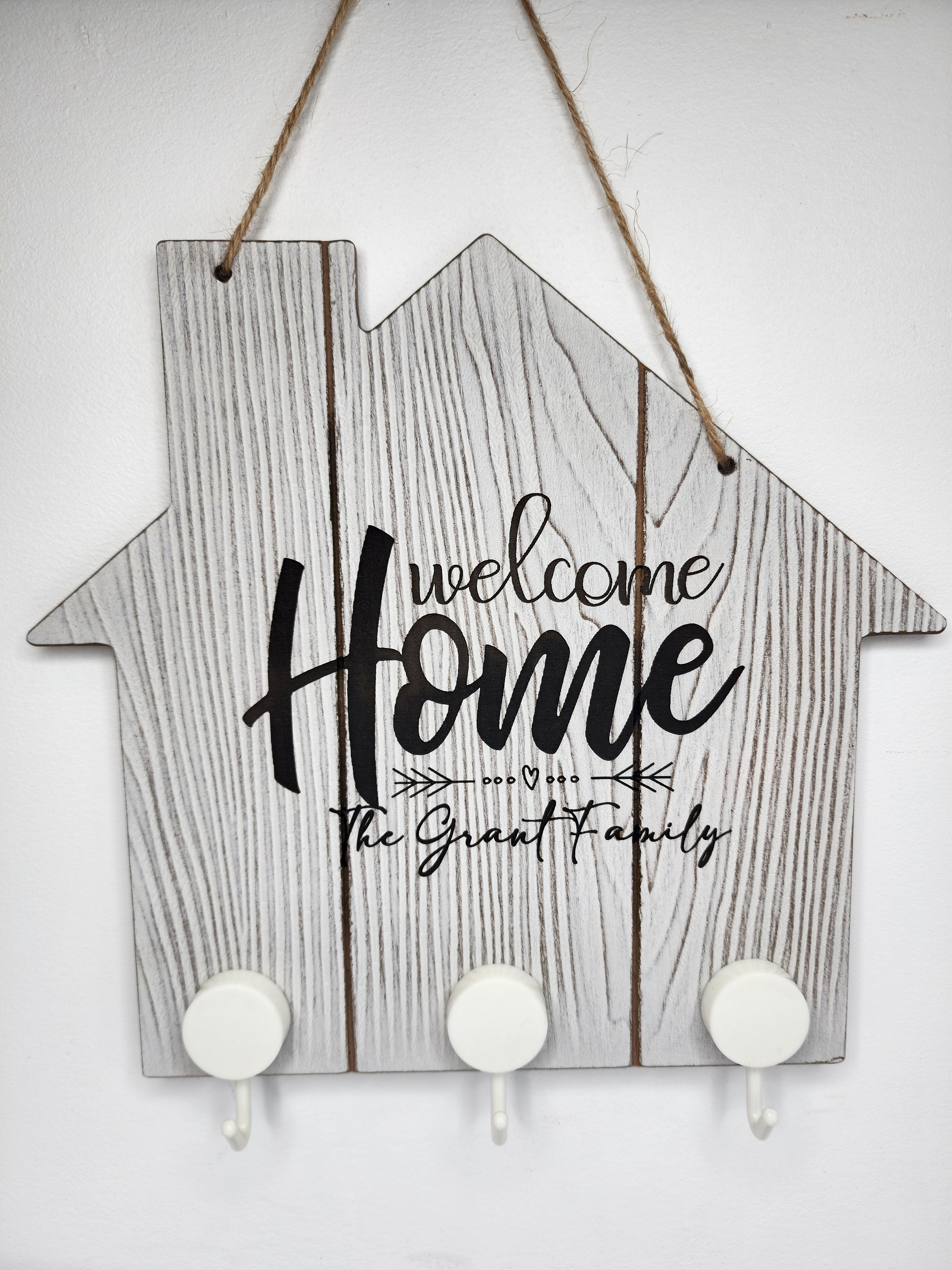 Customized Family Name Welcome Home Key Hanger Sign