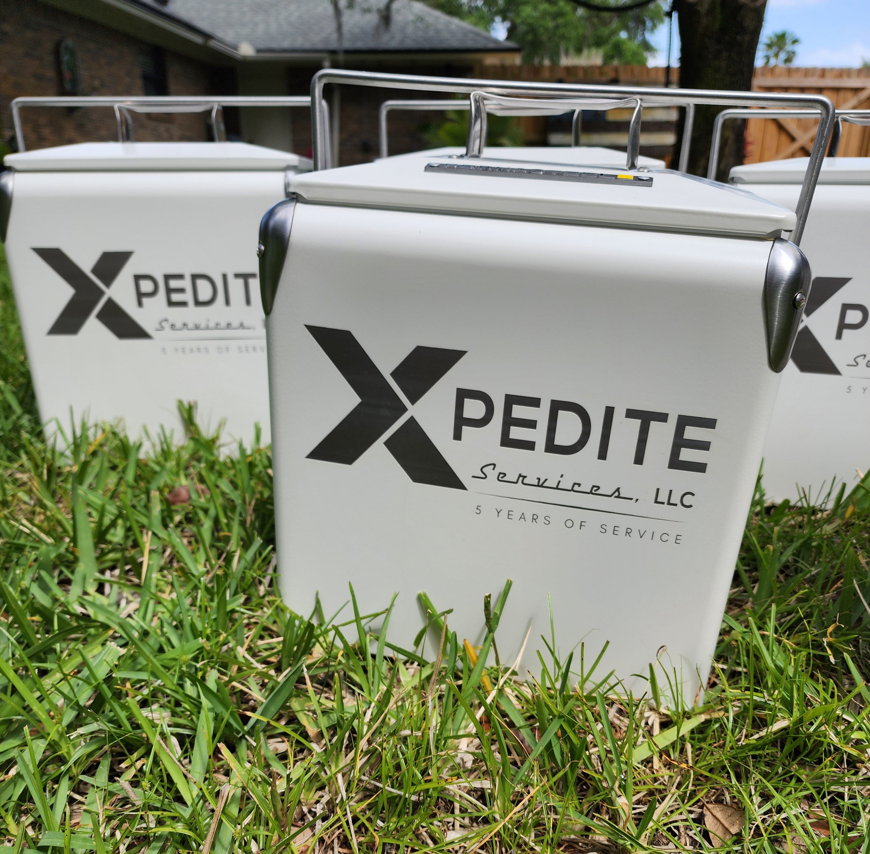 Custom Laser Engraved 12 QT. Retro Cooler