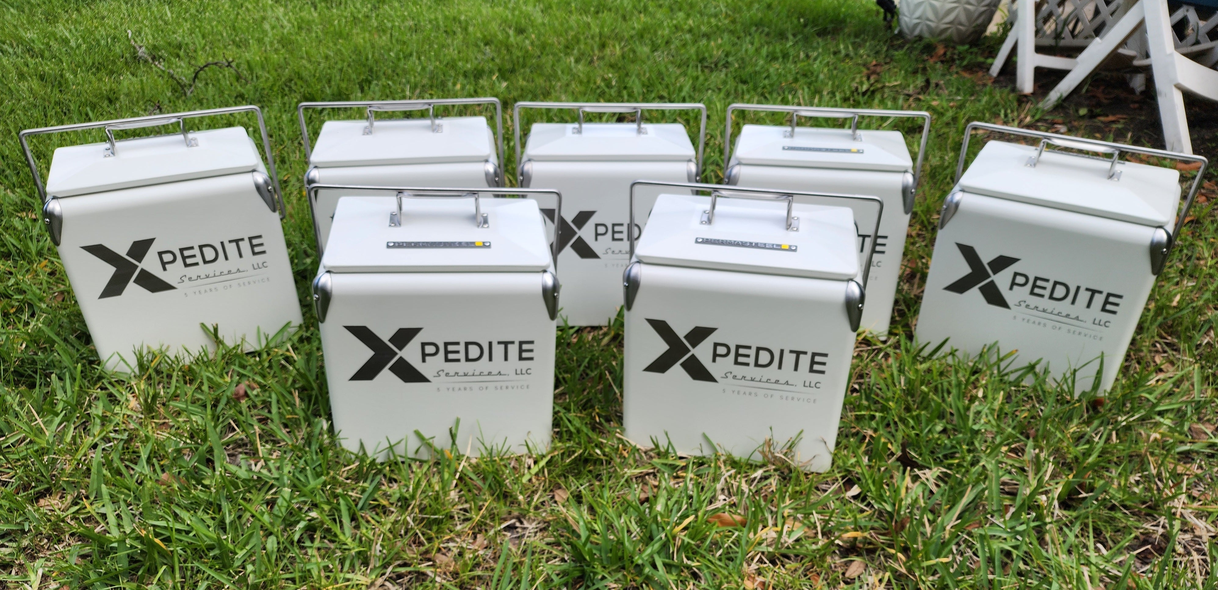 Custom Laser Engraved 12 QT. Retro Cooler