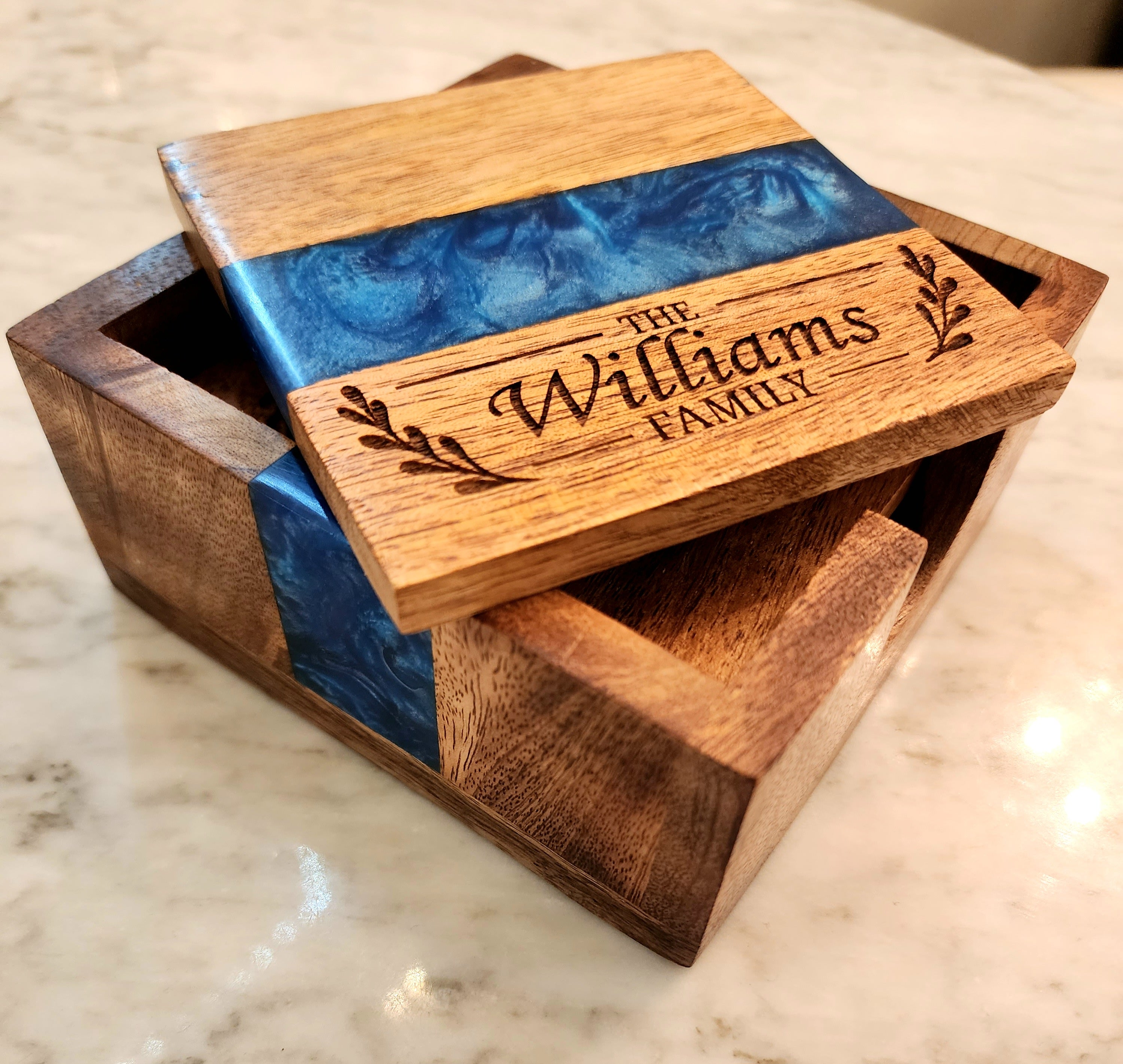 Customizable Family Name Ocean Blue Pearl Epoxy Coasters with Holder