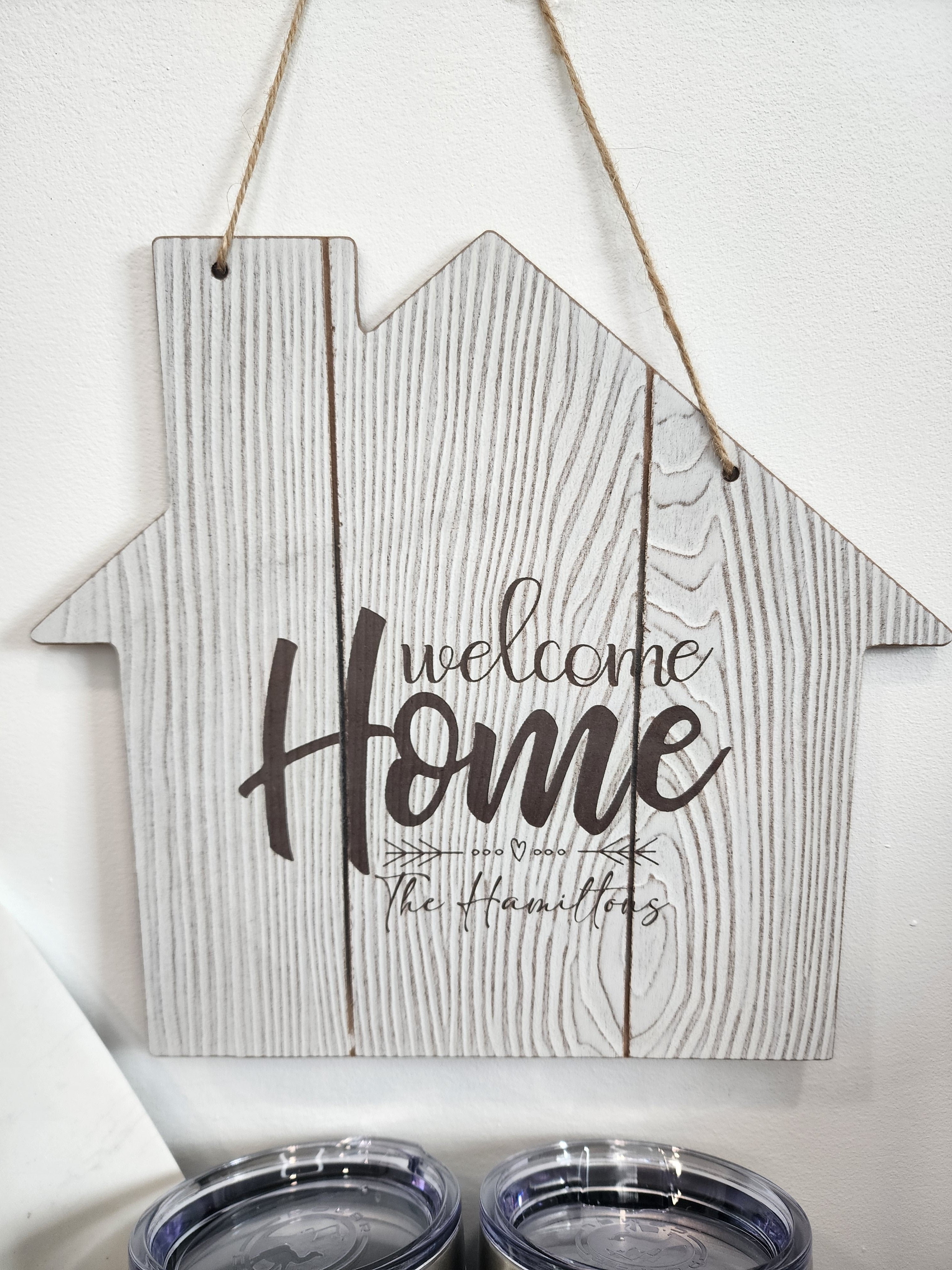 Customized Family Name Welcome Home Door Hanger Sign