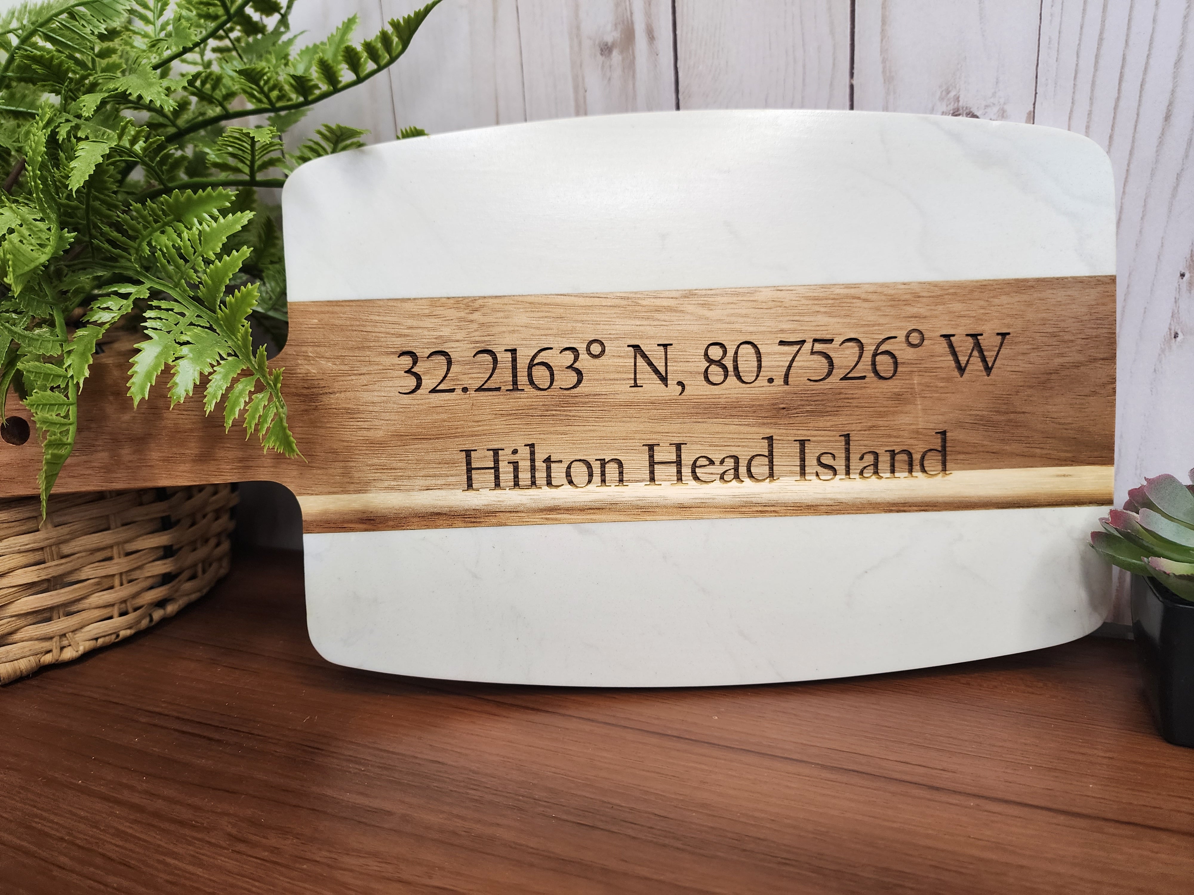 Custom Coordinates Acopa Marble and Acacia Wood Cutting/Serving Board