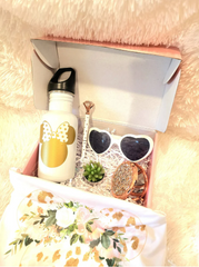 Gold Minnie & Disney Vacation Gift Box Set