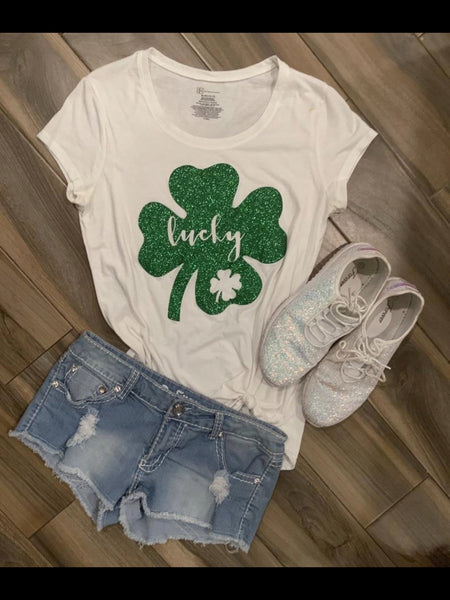 Lucky in GLITTER T-Shirt – The OOTD Boutique