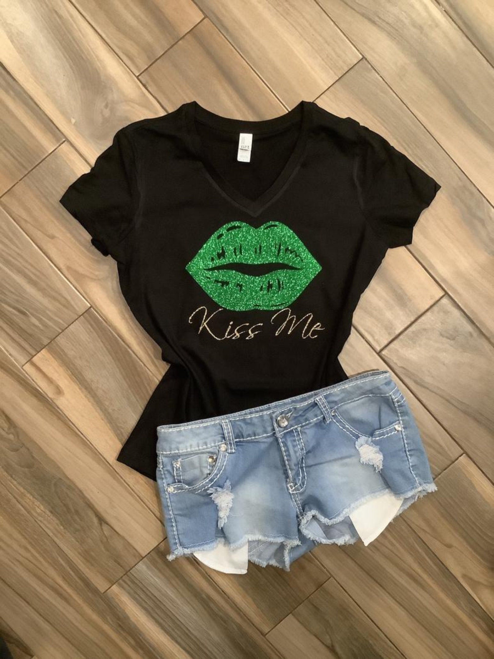 Kiss Me Glitter Shirt