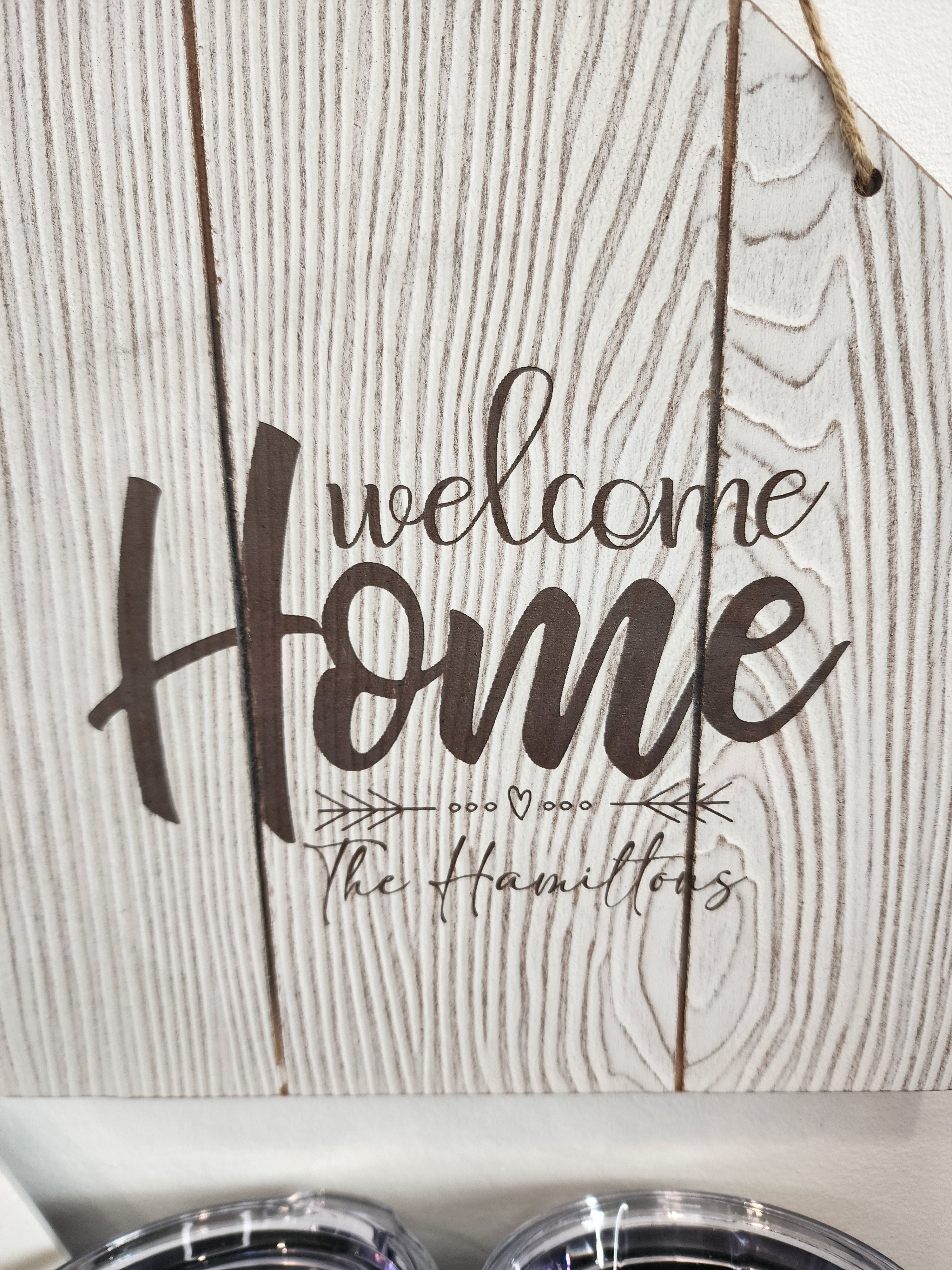 Customized Family Name Welcome Home Door Hanger Sign