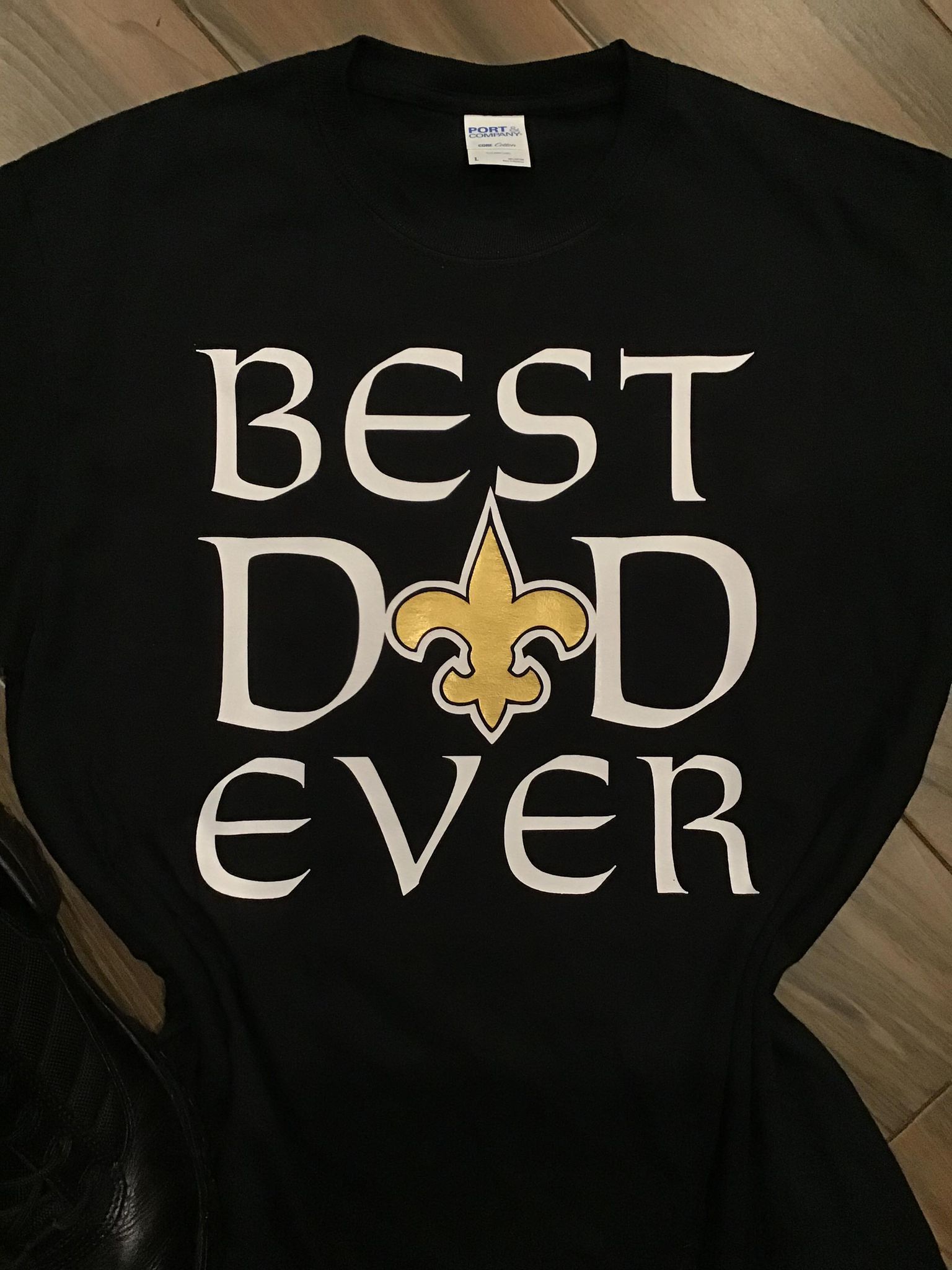 new orleans saints gear Best Dad Ever New Orleans Saints Shirt: NFL Football Fan Gear & Apparel Unisex Hoodie / M