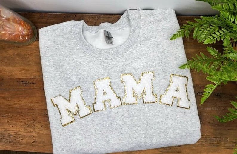 Mama/Mom Letter Patch Shirt