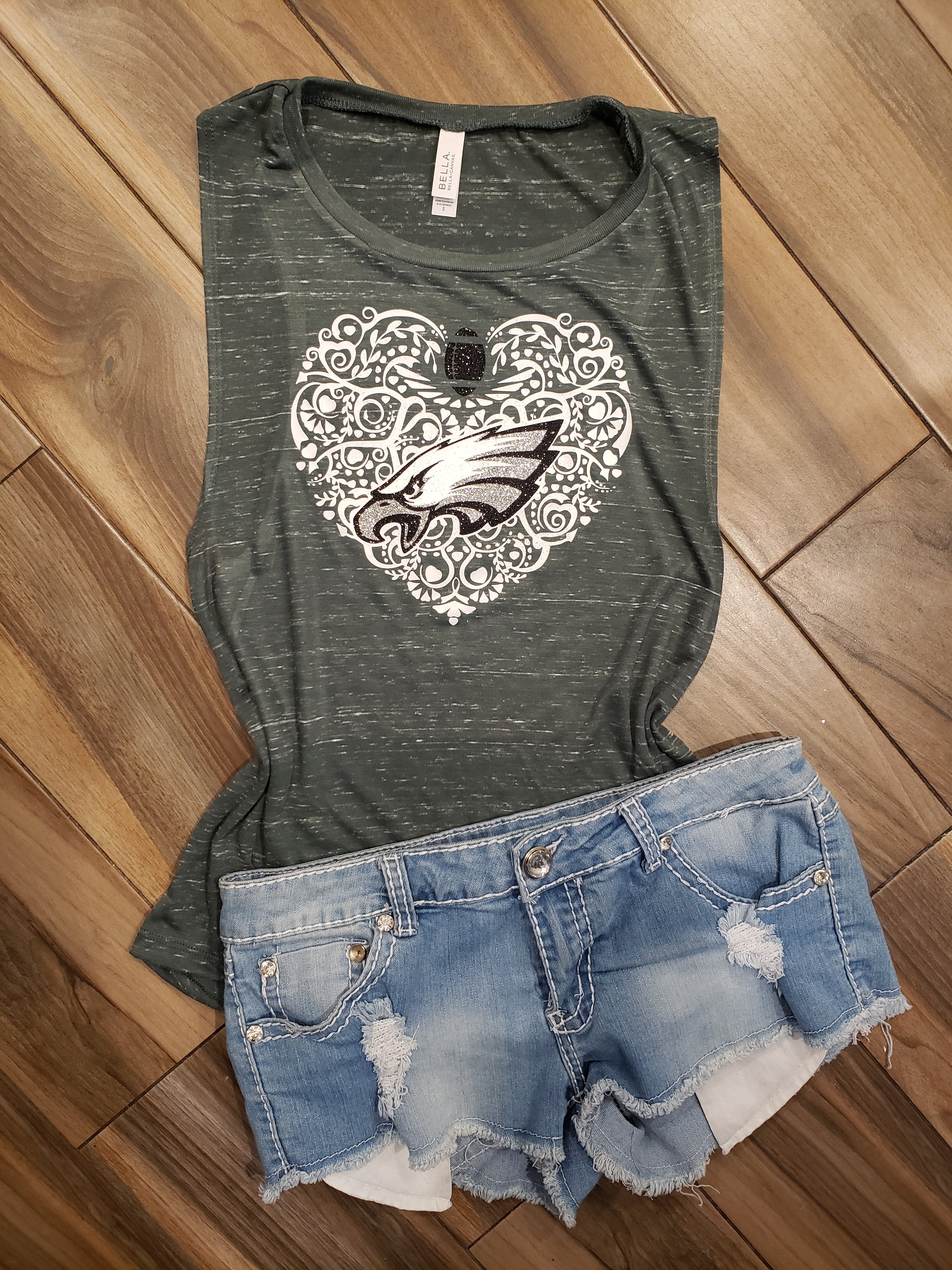 Lulu Grace Designs Philadelphia Eagles Glitter Heart Shirt: NFL Football Fan Gear & Apparel S / Ladies Muscle Tank
