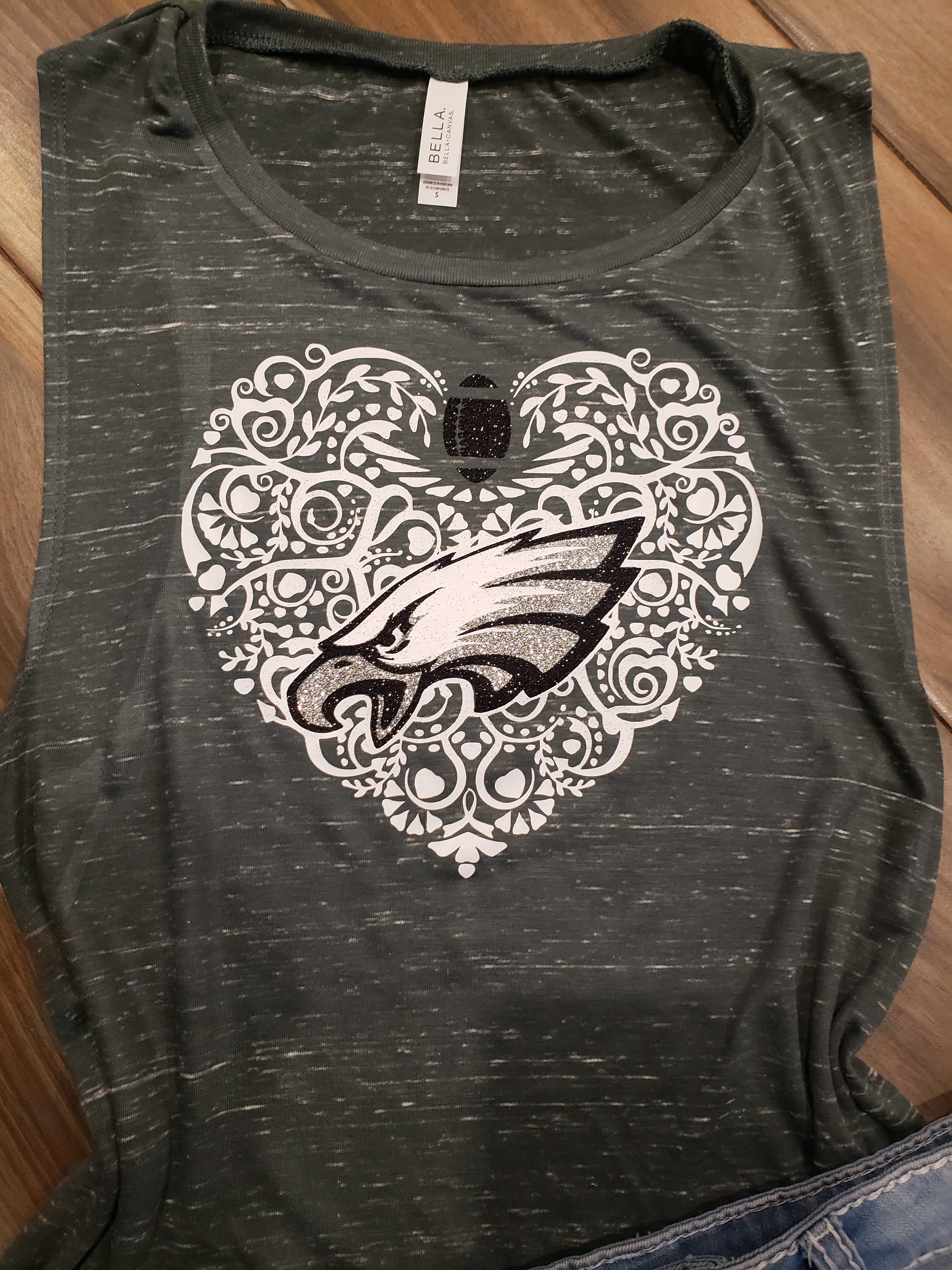 Lulu Grace Designs Philadelphia Eagles Glitter Heart Shirt: NFL Football Fan Gear & Apparel S / Ladies Muscle Tank