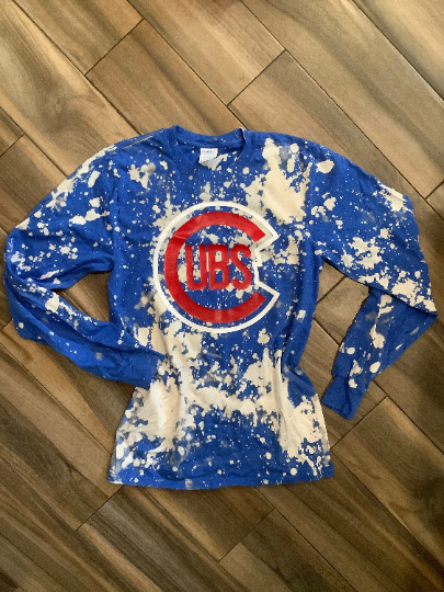 Lulu Grace Designs Chicago Cubs Distressed Bleached Tee: Baseball Fan Gear & Apparel for Women XL / Youth Tee