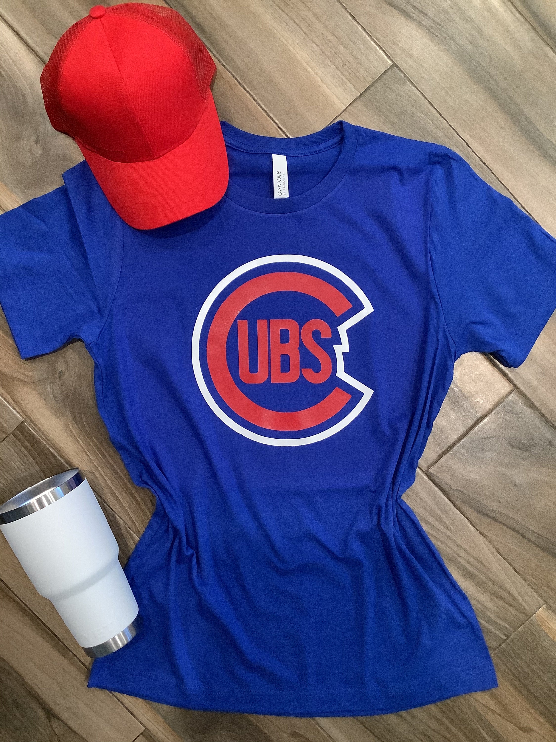 Chicago Cubs Baseball Flag Tee Shirt Women's Medium / Royal Blue